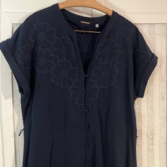 NWOT Elie Tahari Embroidered Dress Navy size L - Picture 2 of 8